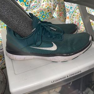 Best 25+ Deals for Mens Nike Nfl Shoes | Poshmark